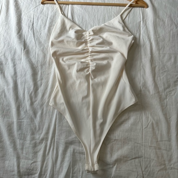 H&M Tops - H&M Cream Ruched Bodysuit